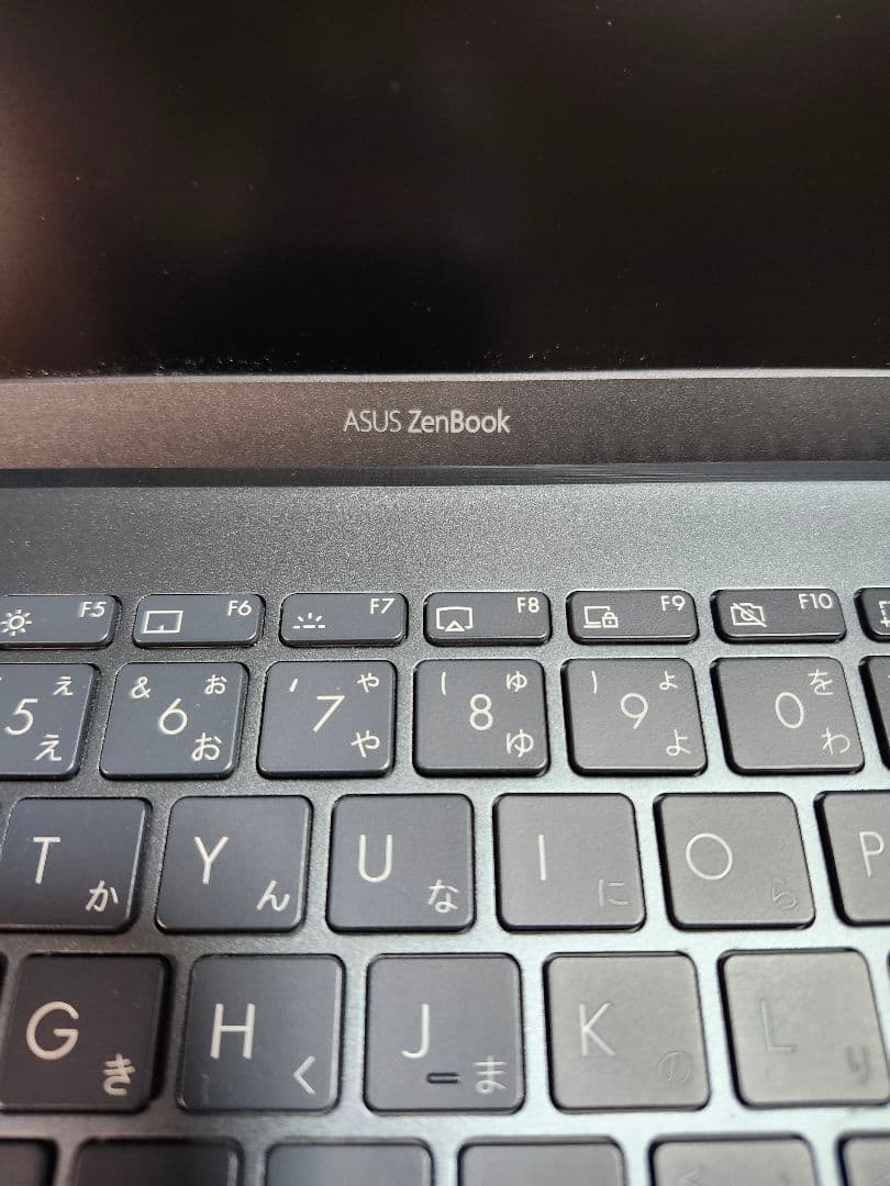 【最終価格】ASUS ZenBook 14インチ UM425IA 外装傷なし