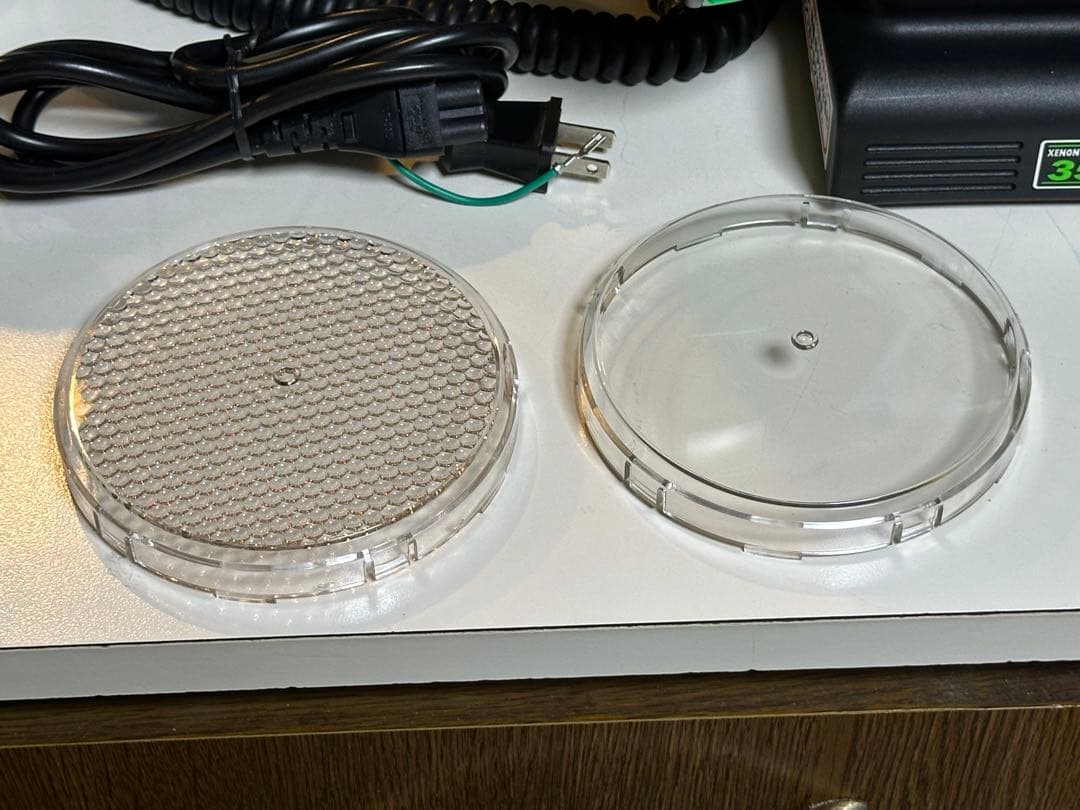 日動工業／キセノンHIDサーチライト／予備バッテリー付属　美品