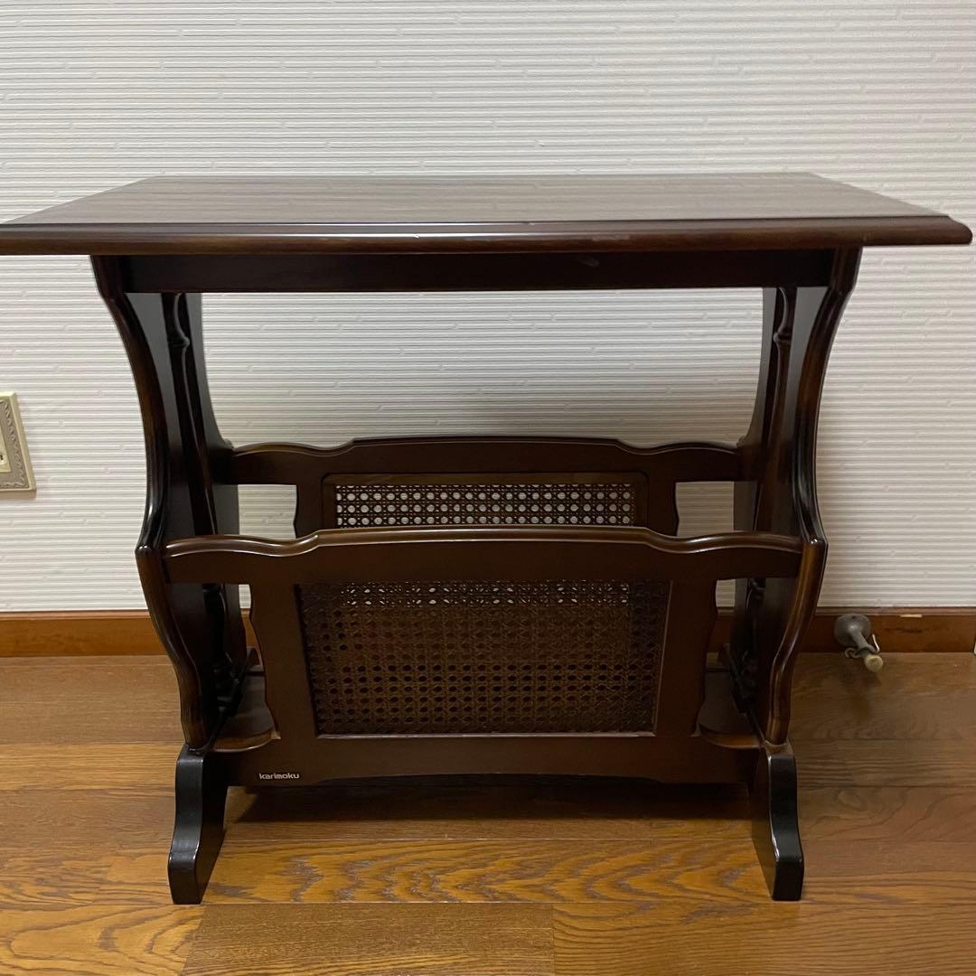 美品　オールドカリモク　サイドテーブル　マガジンラック付き　コロニアル