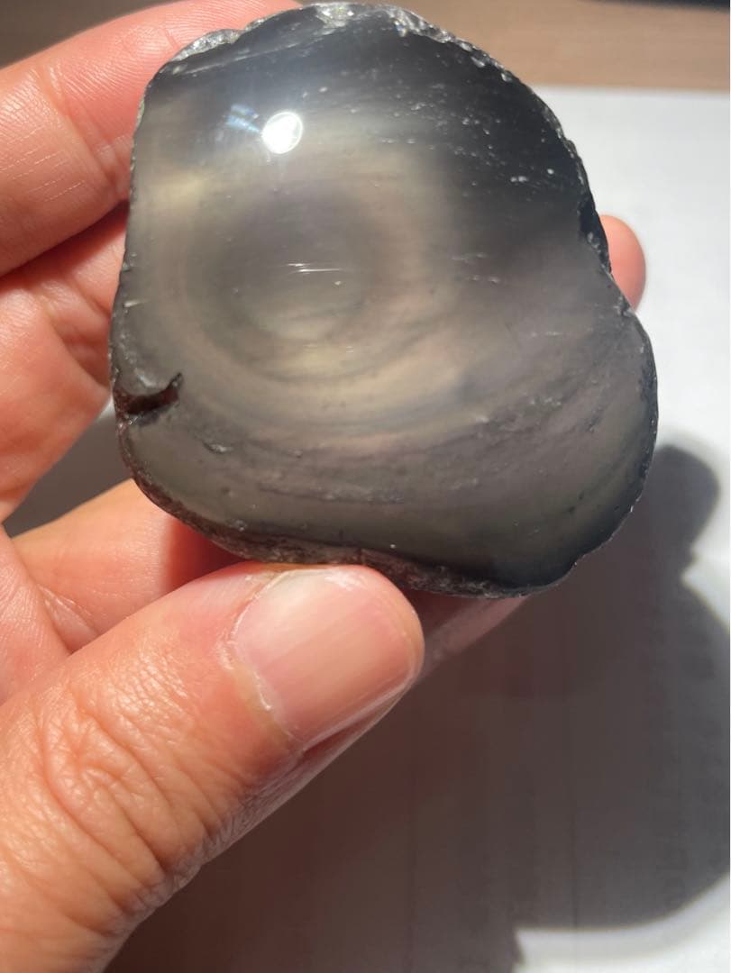研磨品　十勝石玲瓏　淡ピンクベースオーロラ　レインボーオブシディアン