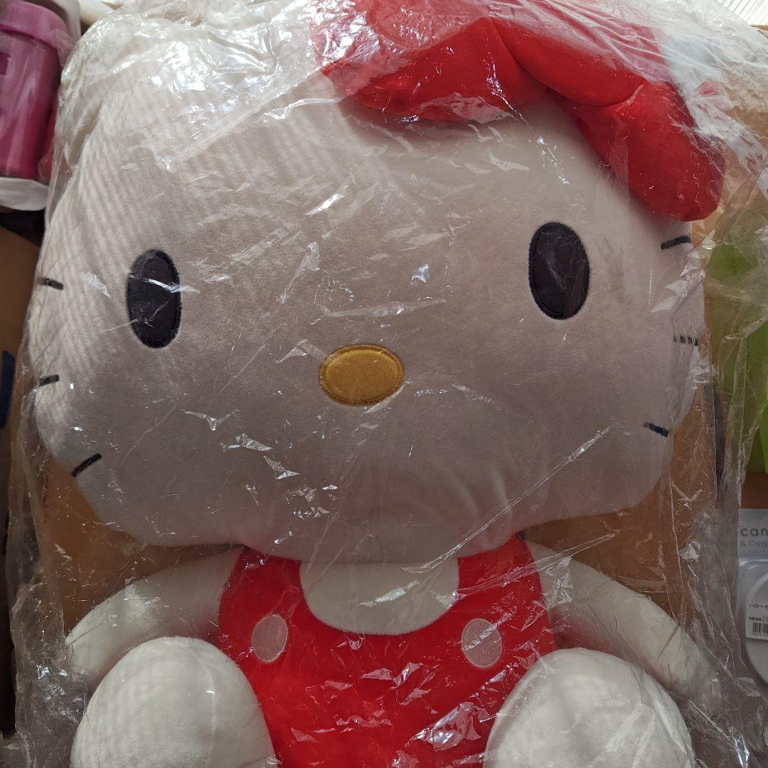 ハローキティ未使用ビッグぬいぐるみ①2018年もの　非売品　サンリオ くじ