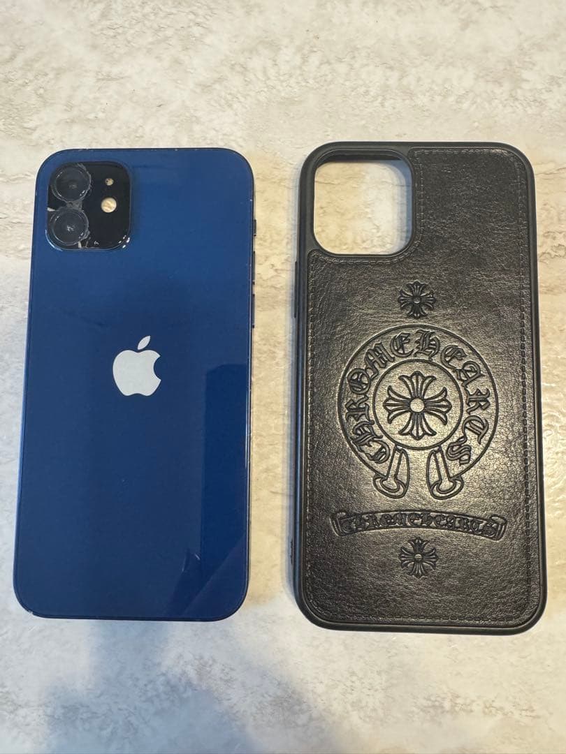 まど  iPhone12 本体