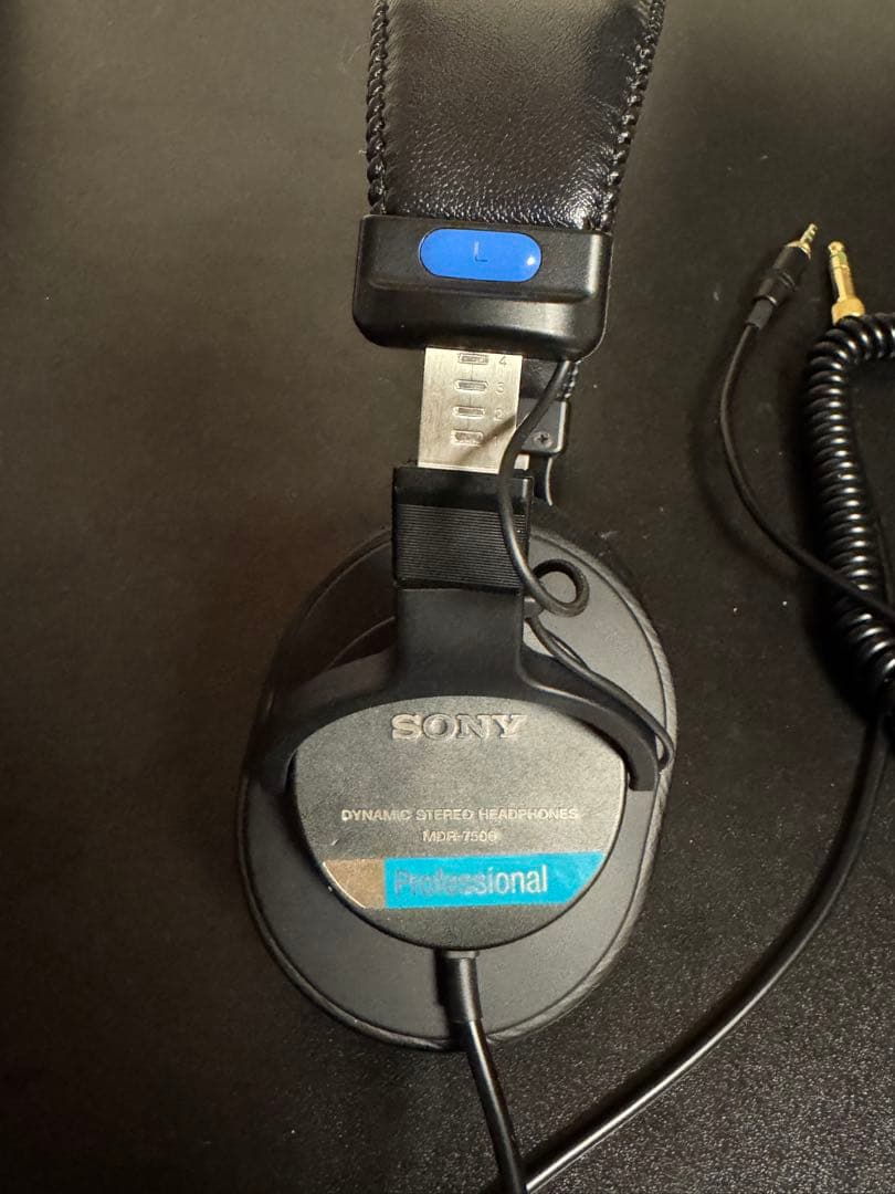 ヘッドホン SONY MDR-7506