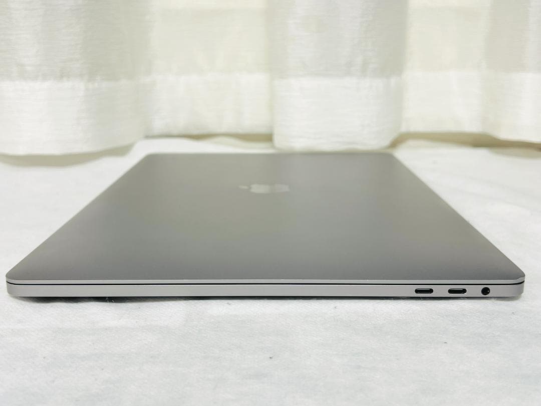 MacBook Pro 15 2017★i7/16G/512GB/Pro 560