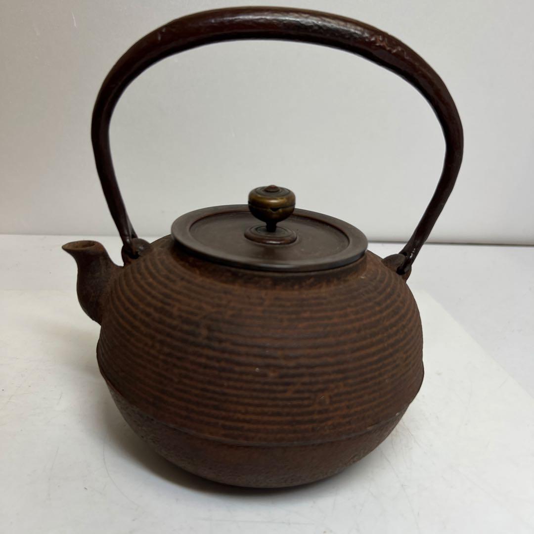 辰敏作　鉄瓶　共箱　1376g 東さ8-0126③