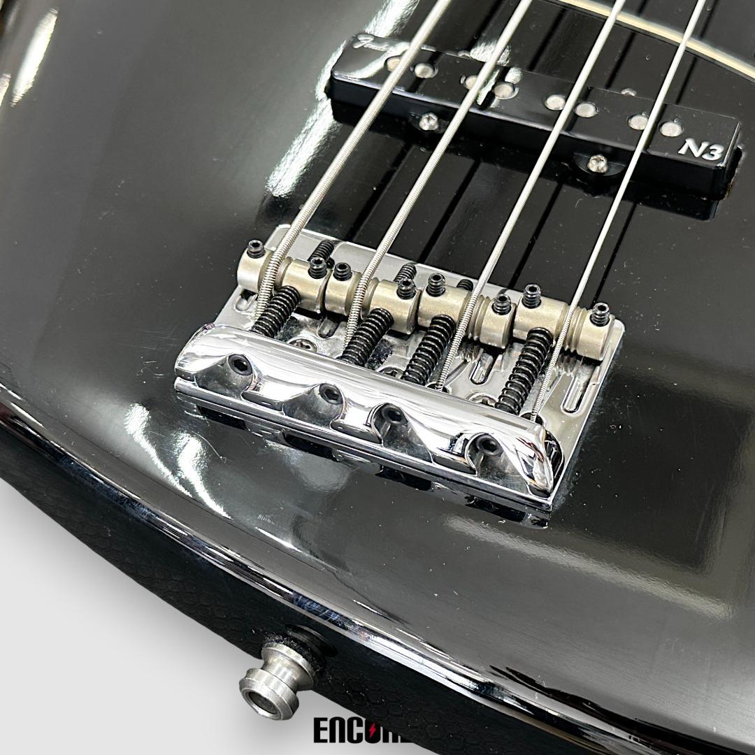 ベース Fender American Deluxe JazzBass N3 Black
