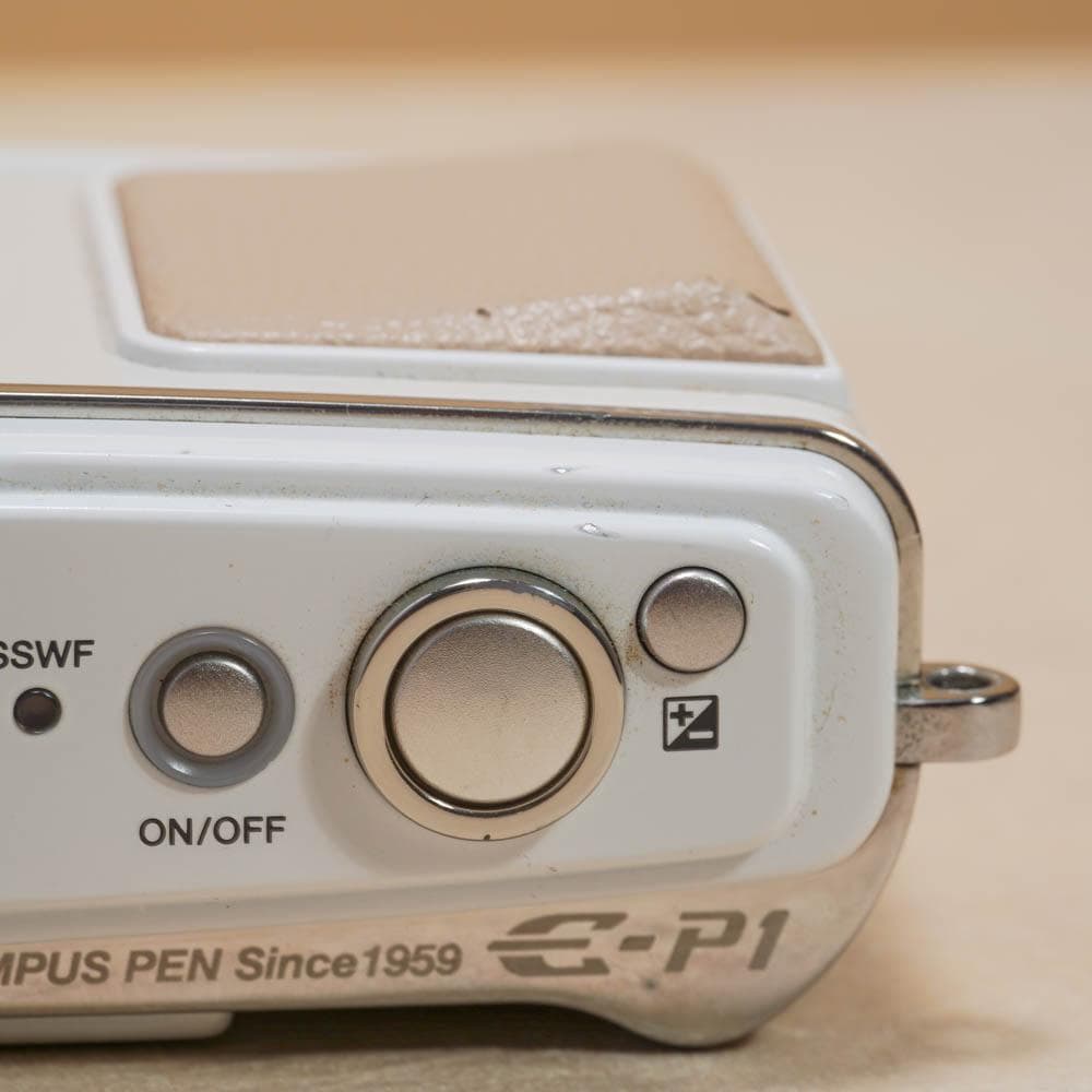 【写ルンです感覚のコンデジ】OLYMPUS PEN E-P1 24mm