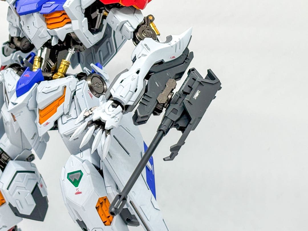 MG ガンダムバルバトスルプス　リミッター解除　塗装済み完成品　ガンプラ