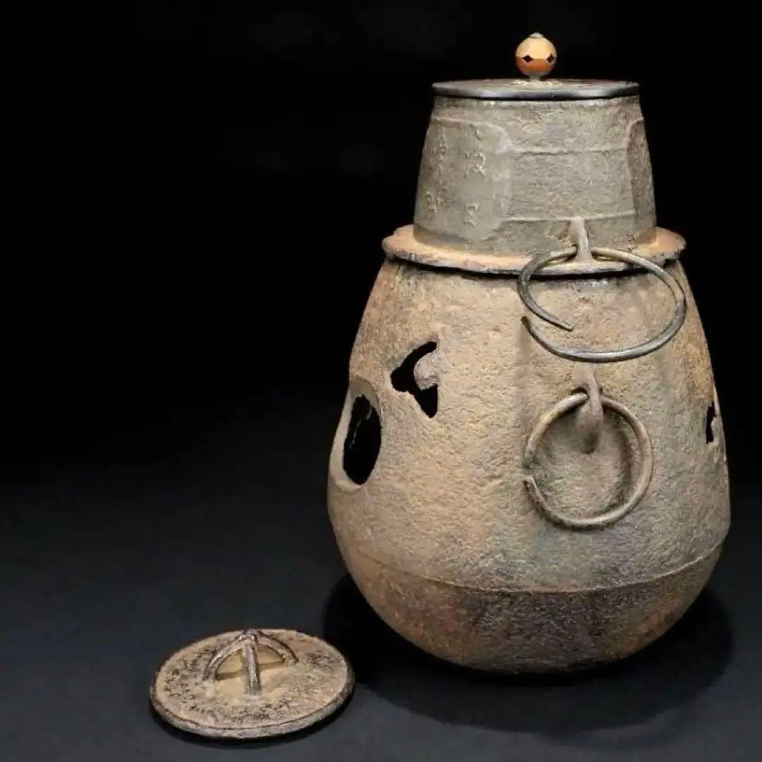 【ウラン】時代 古鉄 風炉 桧垣風炉 窶風炉 漢詩茶飯釜 替蓋付 煎茶道具