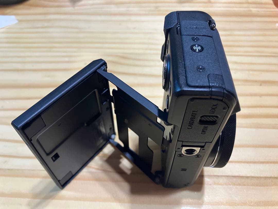 Canon PowerShot G7X Mark II 本体　バッテリー　充電器