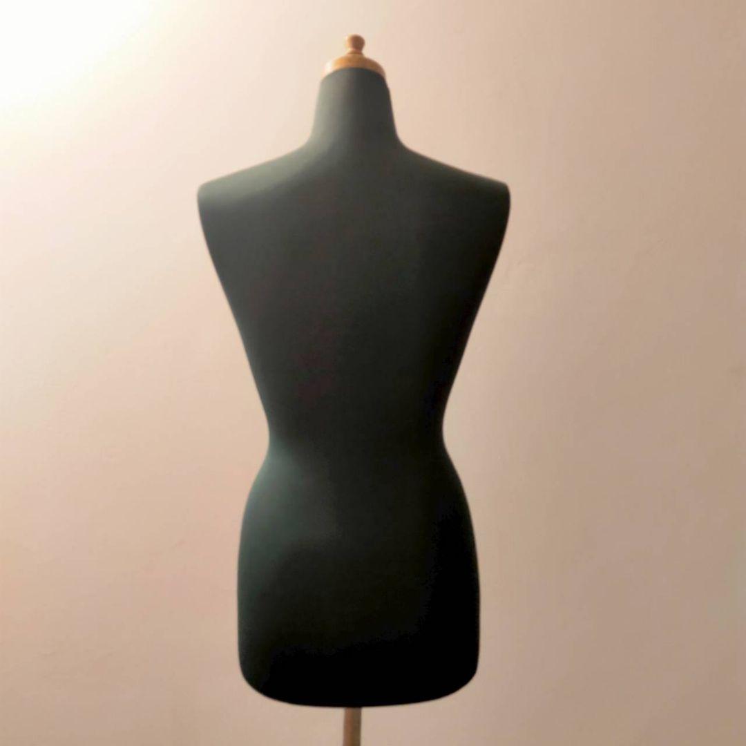 【美品】レディース ボディ マネキン 店舗用 トルソー 女性