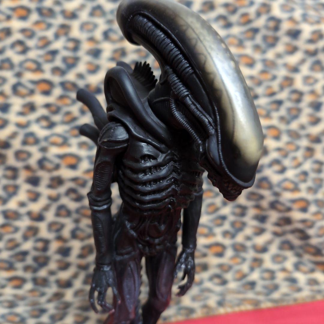 エイリアンフィギュア ブラック　３０cm