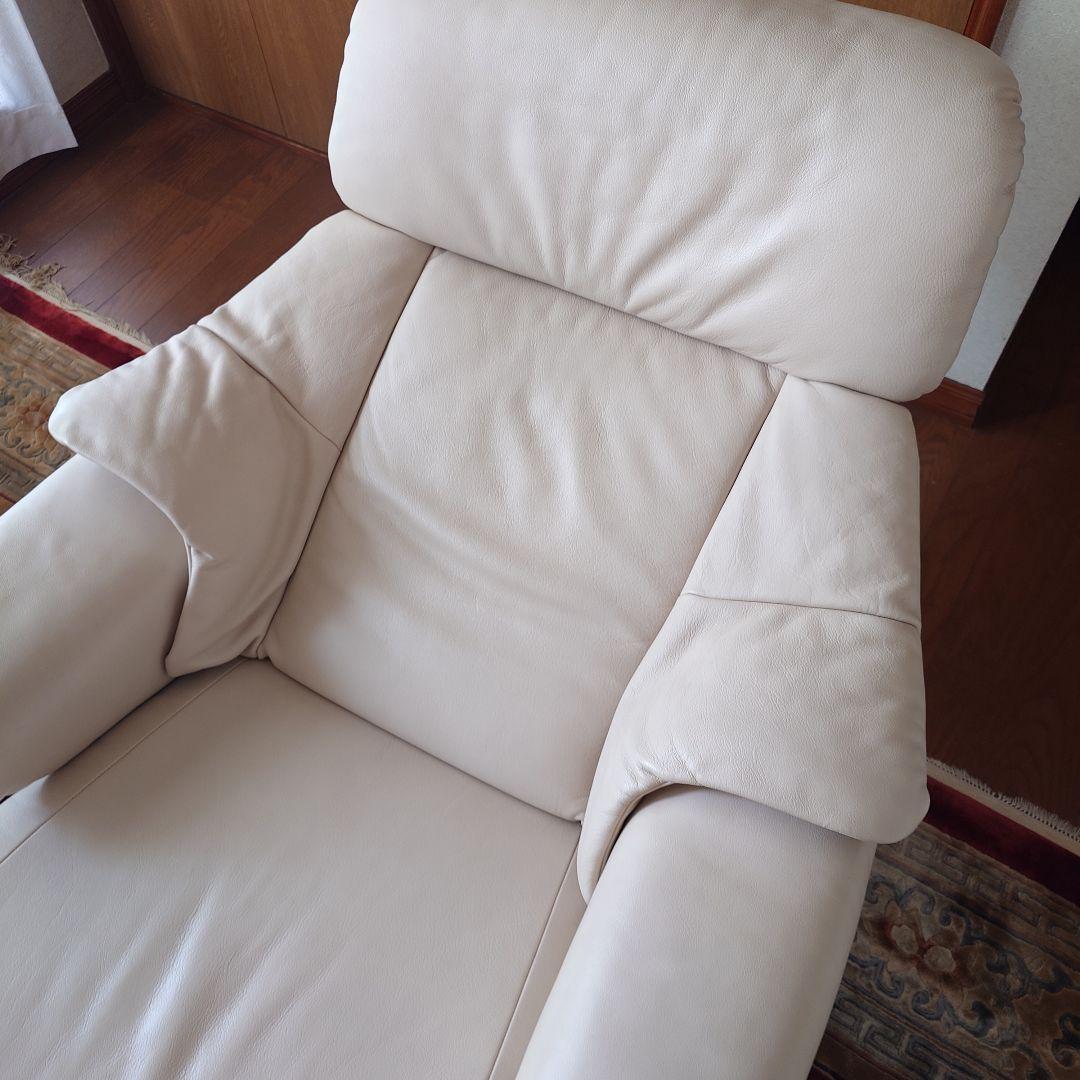 カリモクチェア リクライニングチェアオットマン付き