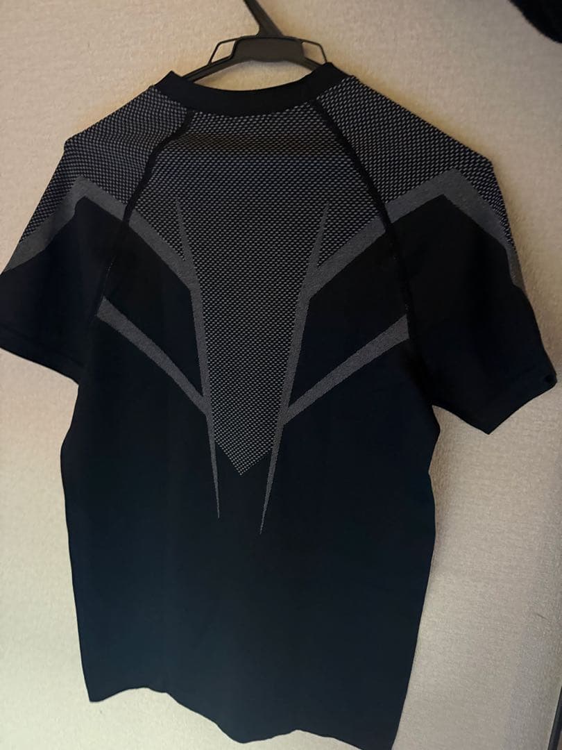  onyx 半袖　グレー