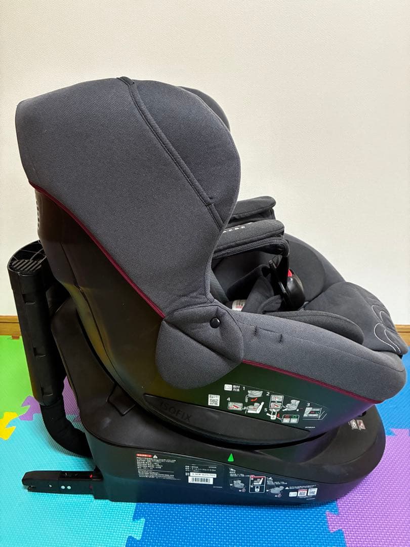 【かおりん】エールベベ　クルット5 oui チャイルドシート　新生児対応