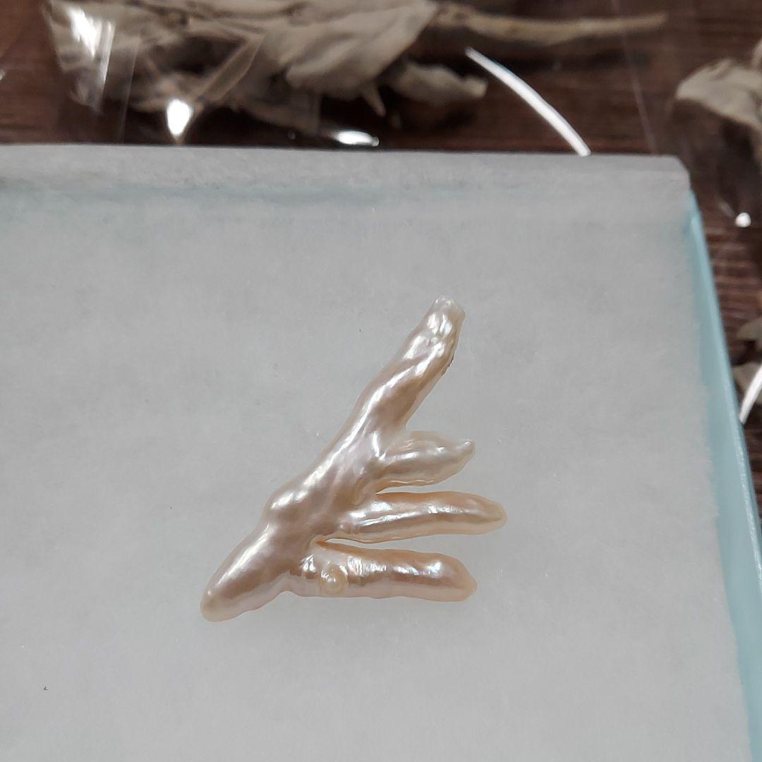 新品　k18　バロック　オレンジ淡水真珠　ブローチ　限定品