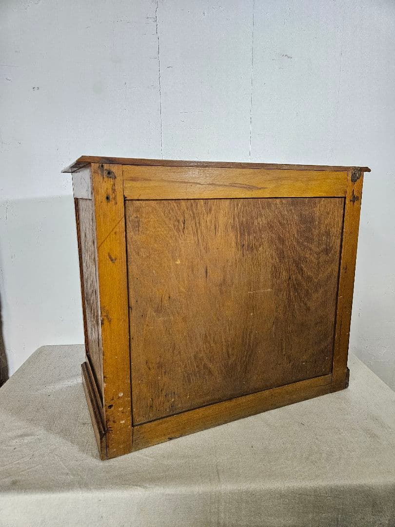 英国アンティーク 木製の小引き出し チェスト 小物入れ 抽斗 三段 仕切り付き