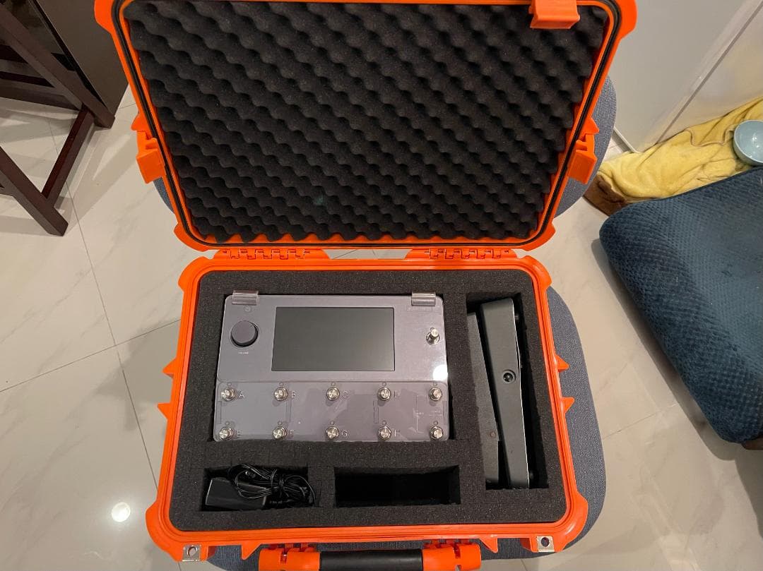 サカイNeural Quad Cortex + Pedal + Case