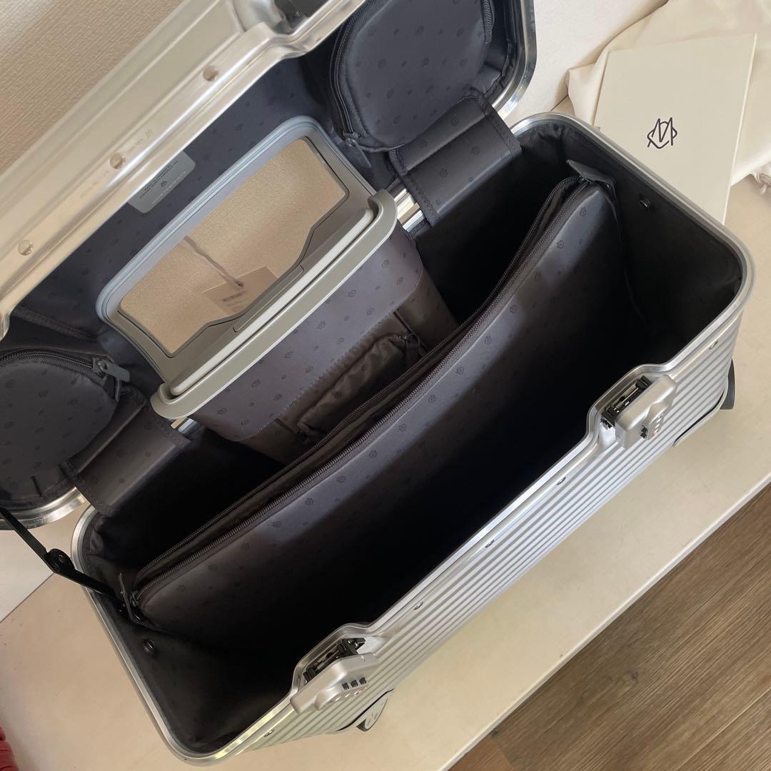 新品未使用 生涯保証 RIMOWA ORIGINAL パイロット 31L