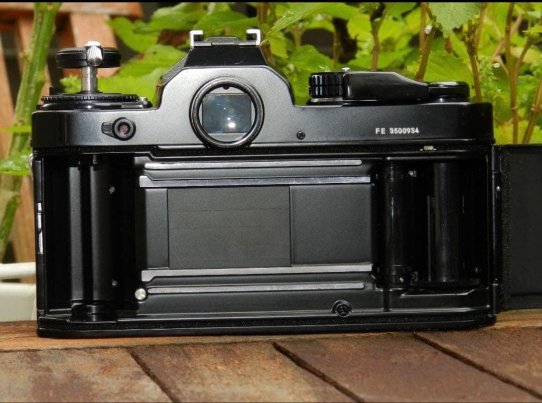 極美品　NIKON FE ブラック　NIKKOR 50 1.4