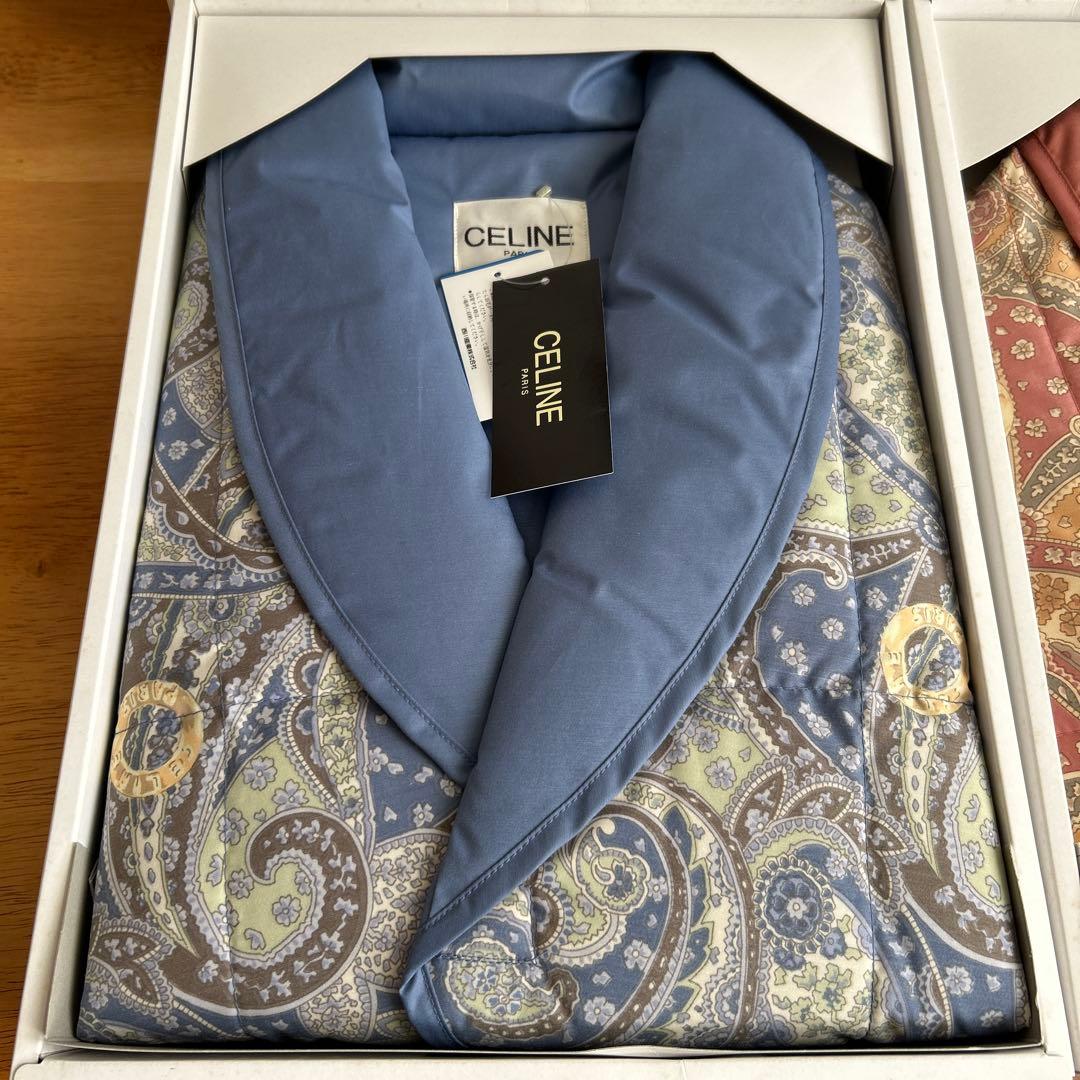 【未使用品】CELINE　羽毛肩当て　ペアセット　ダウンフェザー　西川産業日本製