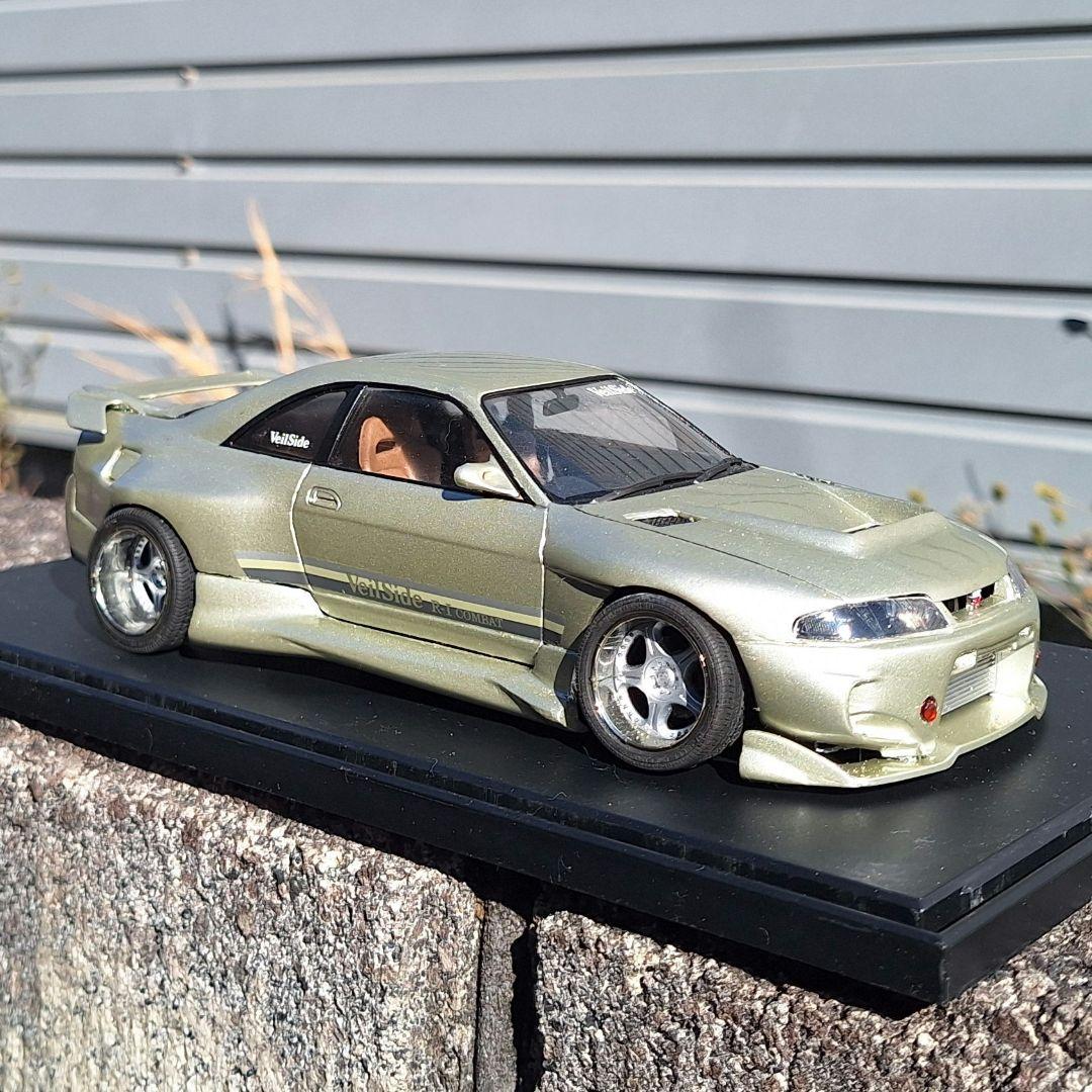 ハセガワR32GT-R パトカー アオシマR33GT-R ヴェイルサイド