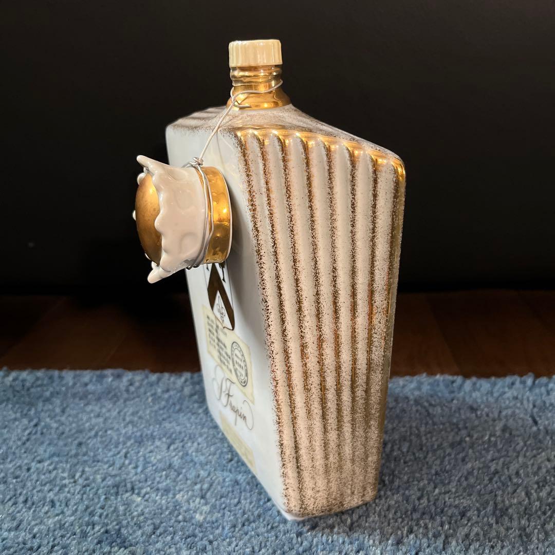 【未開封】パンコニャックXOトランプボトル