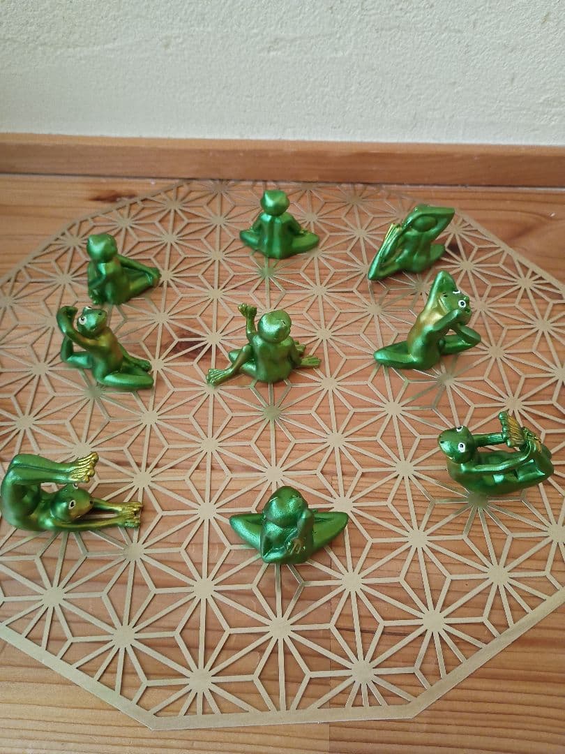 ヨガカエルフィギュア 9体セット