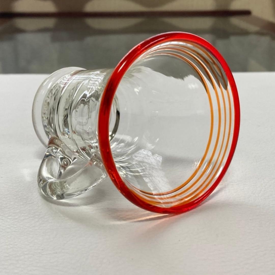 古いグラス カップ ウランガラス ⁇ 赤縁 持ち手付き 手作り 硝子 レトロ