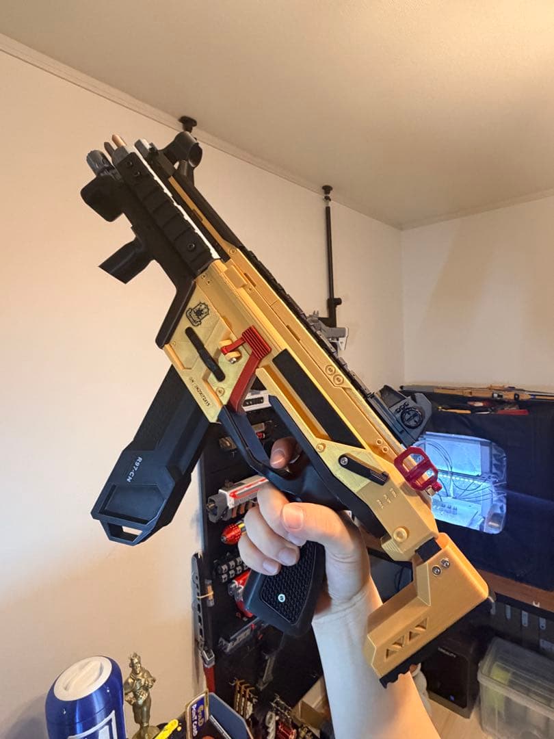 Apex R-99 モデルガン　全長53cm (発射機能なし)