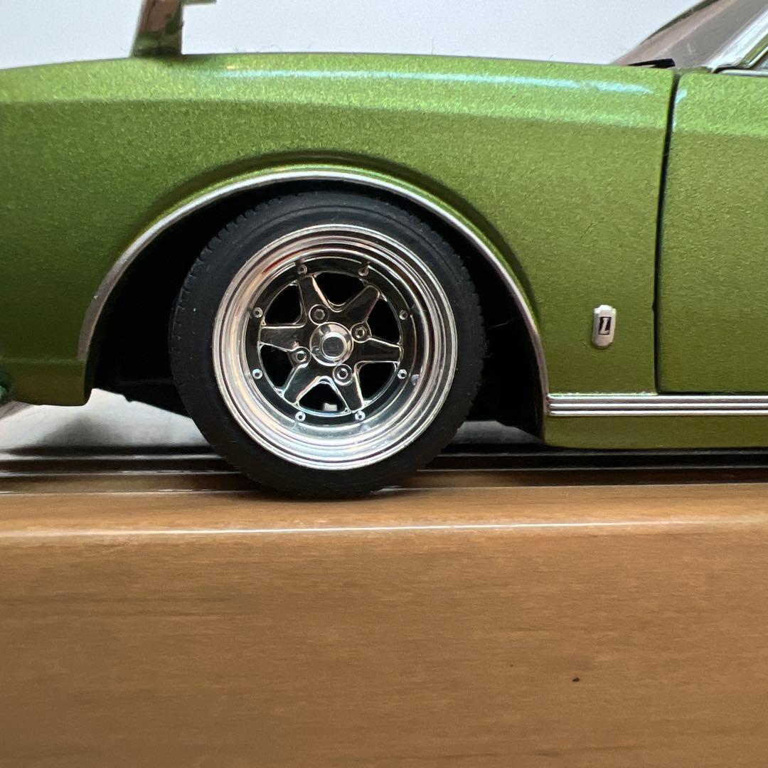 日産ローレル　１９７２年式　ブタケツ　１／２４