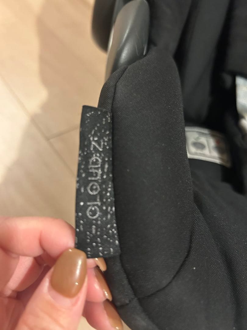 Cybex クラウドzチャイルドシート ブラック ベース付き