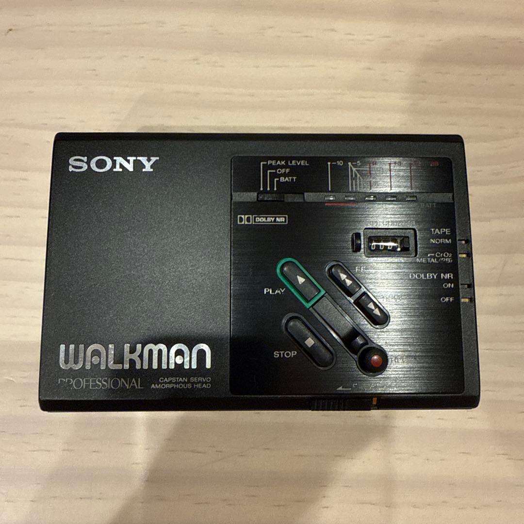 【希少】ソニー カセットテーププレーヤー ウォークマン WM-D3 革ケース付