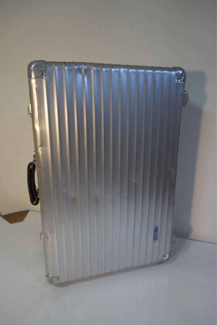 リモワ　クラシックフライト60L ２輪タイプ