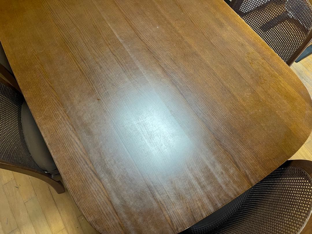 ダークブラウン楕円形ダイニングテーブルセット