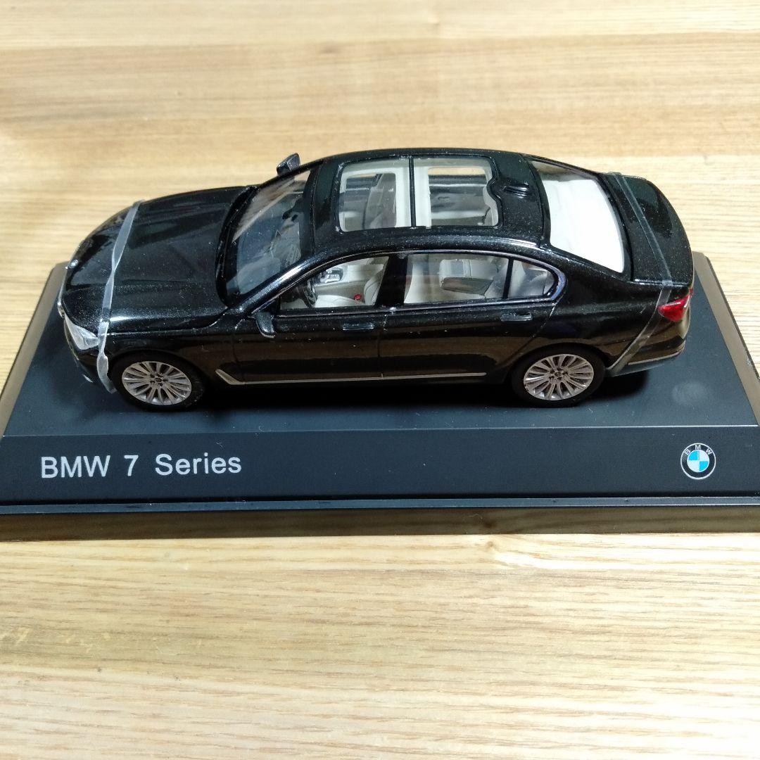 1/43 BMW 750Li ブラック メタリック塗装 ケースあり 箱あり