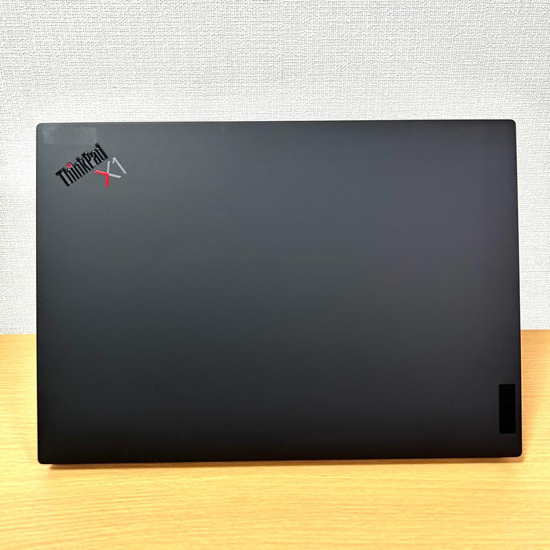 美品 Lenovo THINKPAD X1 CARBON Gen10 第12世代