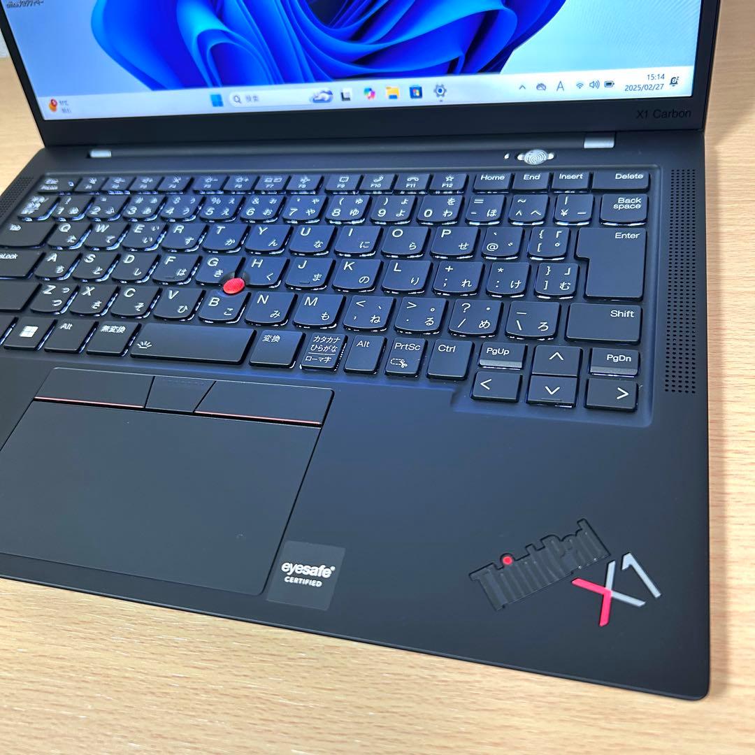美品 Lenovo THINKPAD X1 CARBON Gen10 第12世代