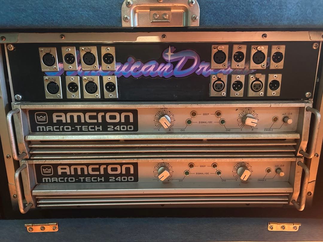 Crown社のパワーアンプ「Macro-Tech 2400」　　2台セット