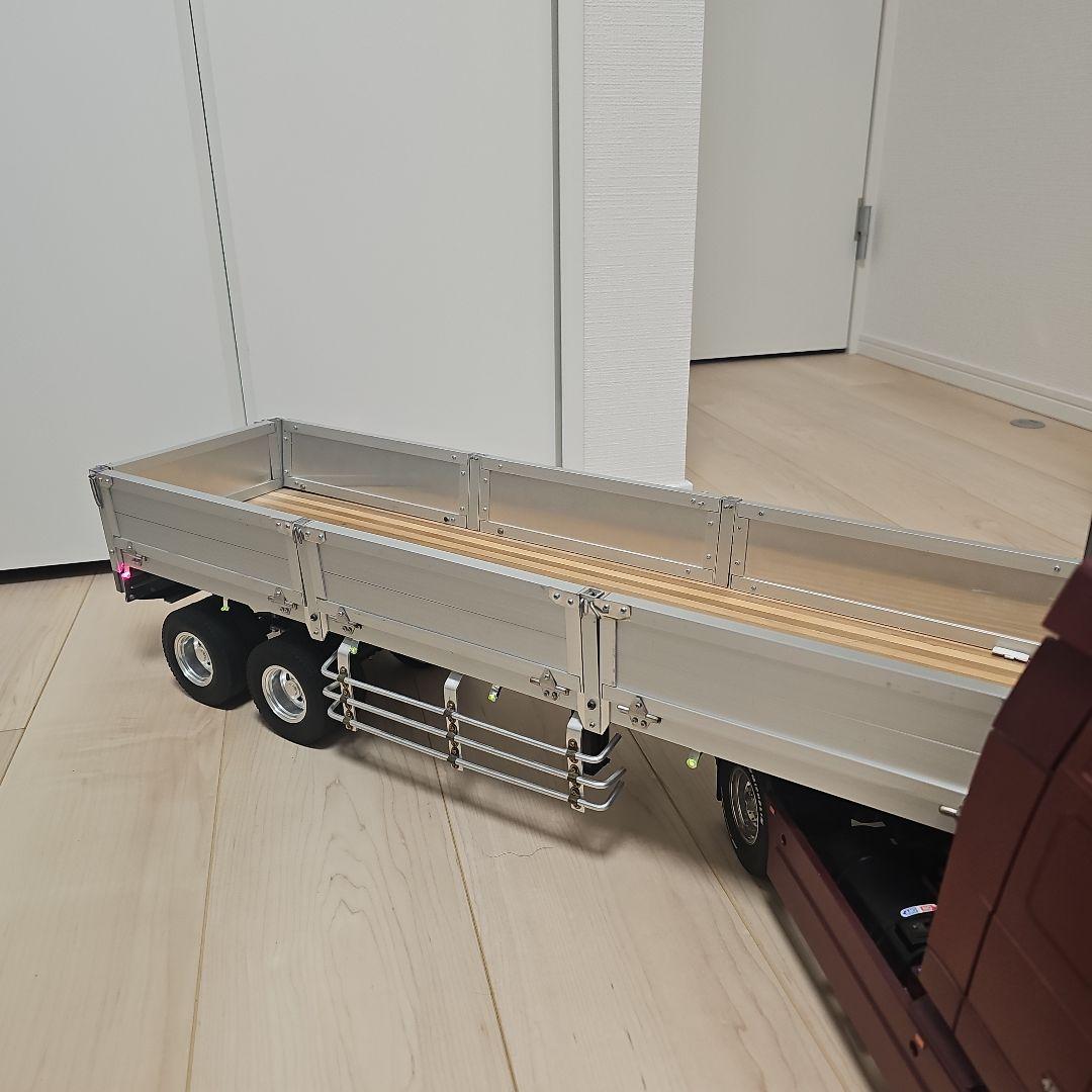 タミヤ1/14　平ボディートレーラVolvo FH12ヘッド　プロポセット