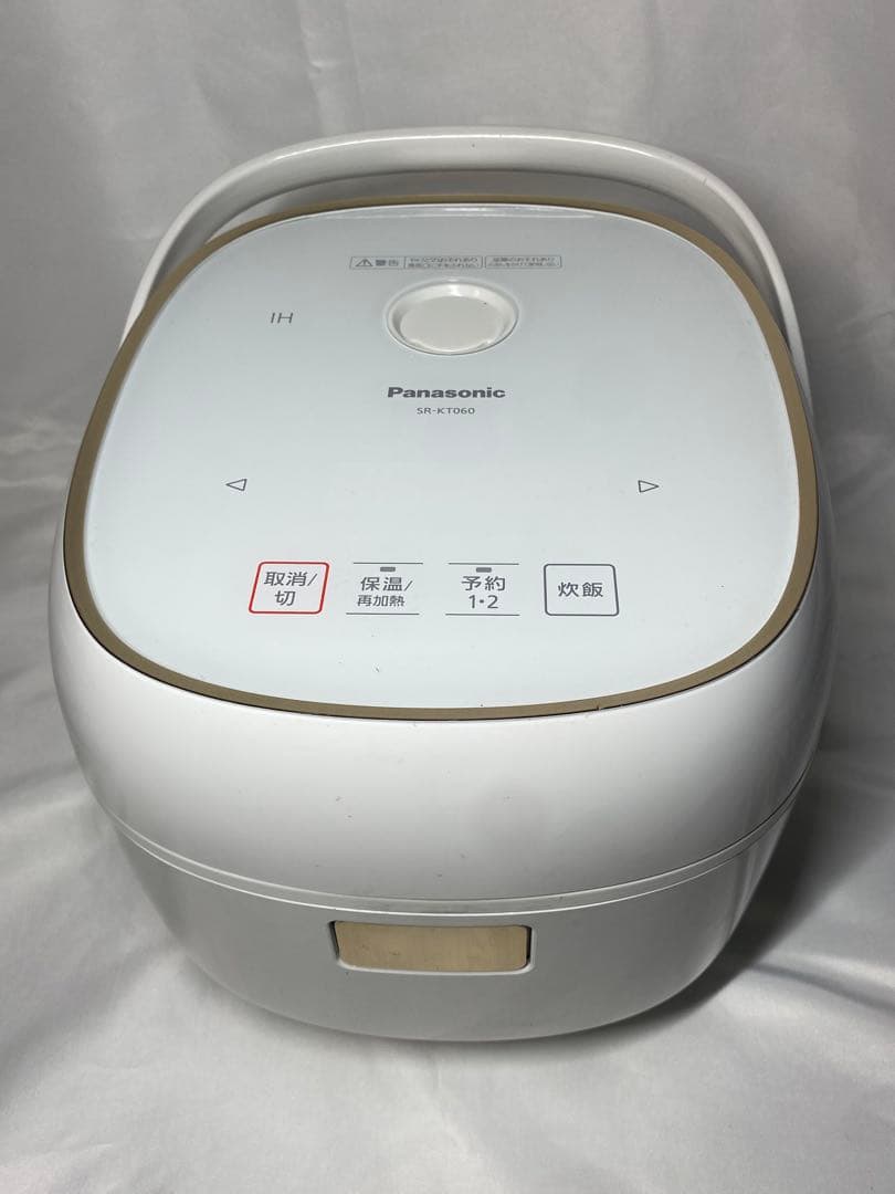 iroha様　Panasonic 炊飯器3号炊き　2024年製　SR-KT060