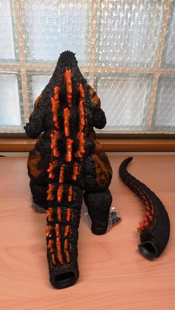 東宝30cmシリーズ　酒井ゆうじ造形コレクション　ゴジラ1995香港上陸　限定版