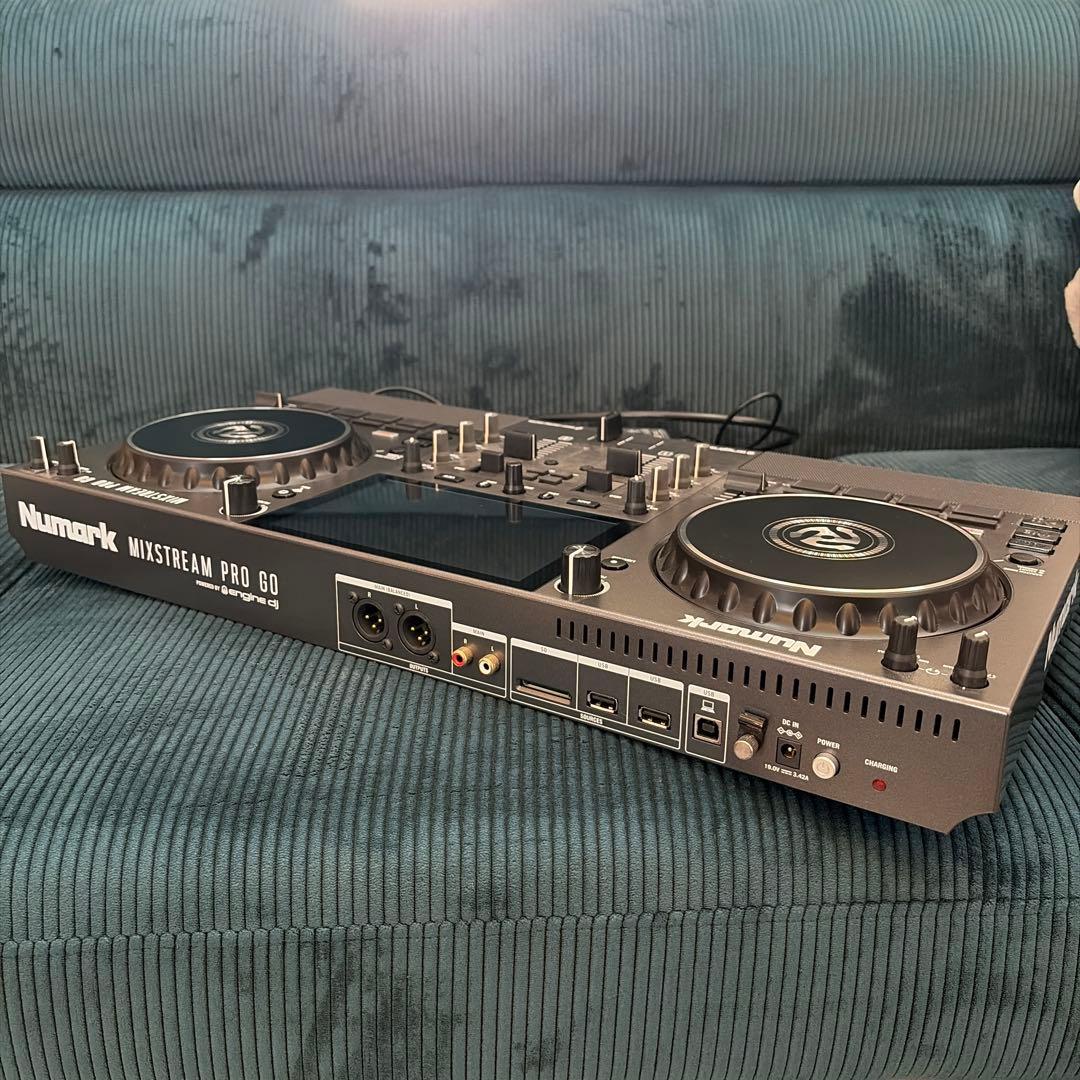Numark MIX STREAM PRO GO DJ コントローラー