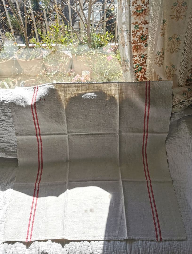 アンティークフランス ダブルレッドライン ホームスパンリネン大判クロス ＢＬ刺繍