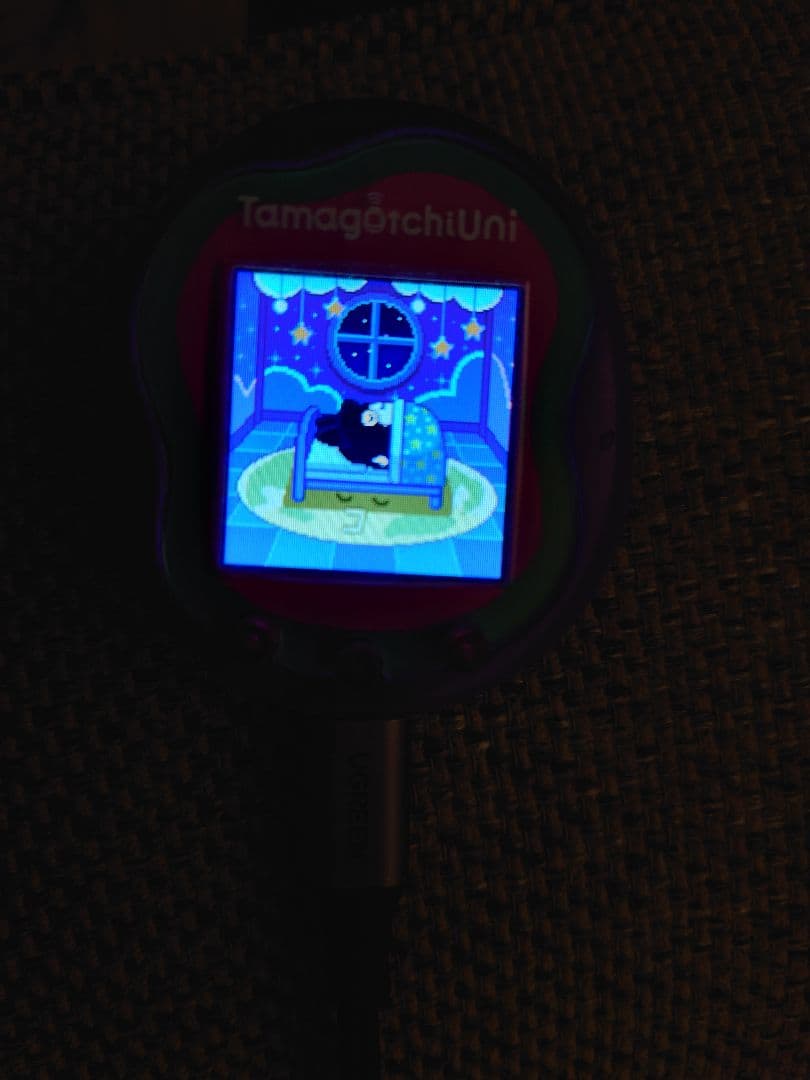 Tamagotchi Uni 紫/緑