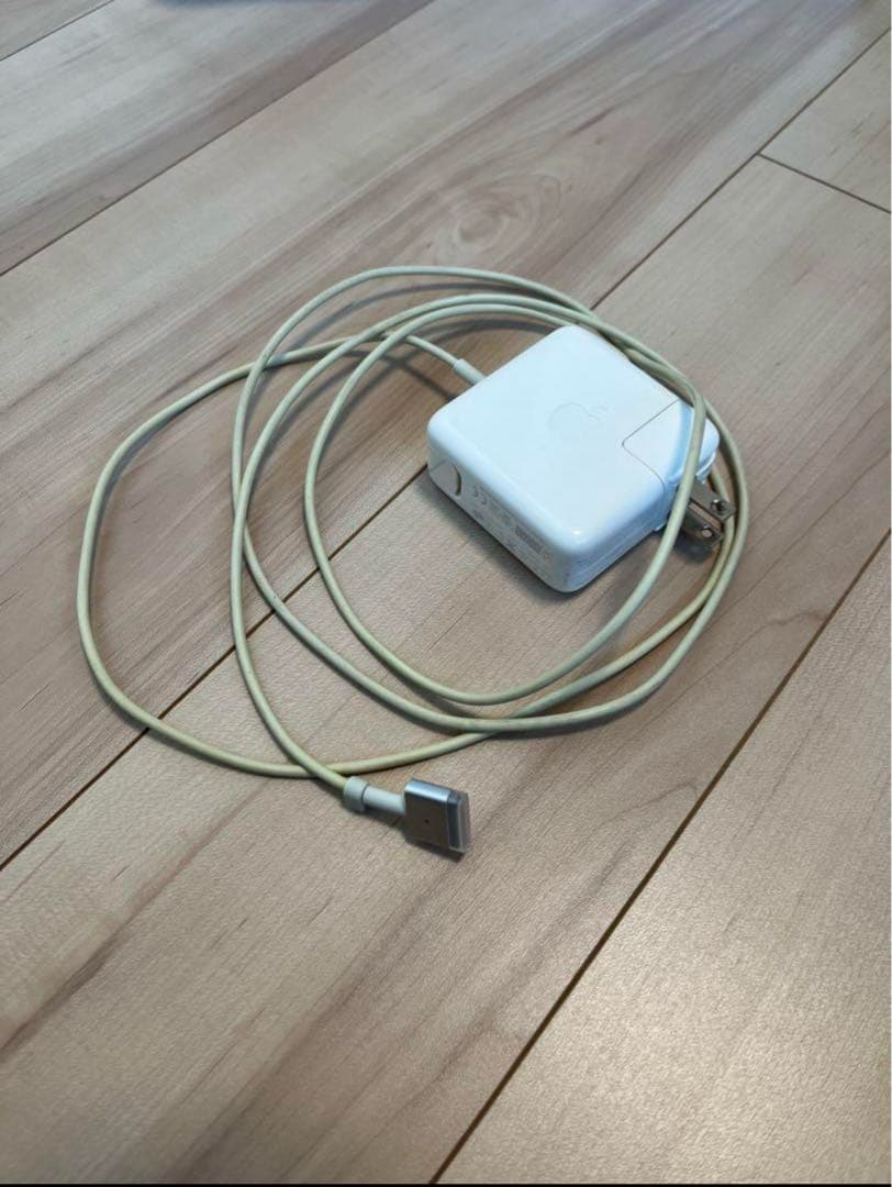 MacBook Air シルバー USキーボード 充電器付