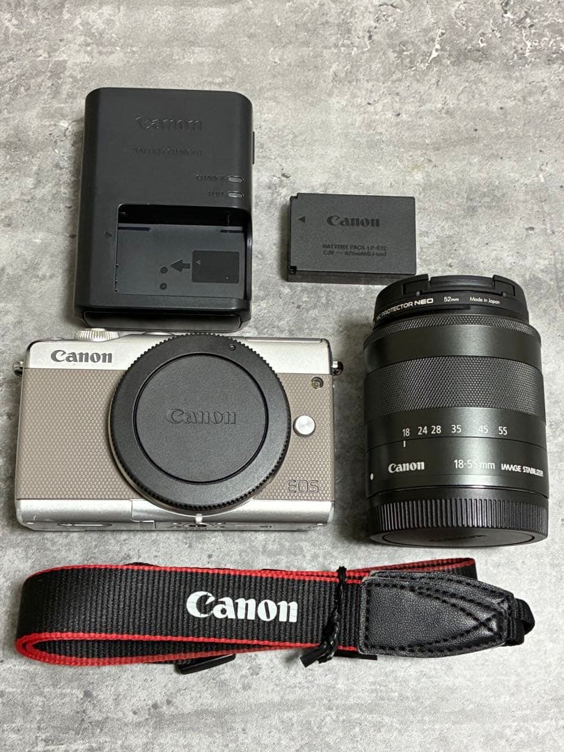⭐️完動品⭐️キャノン Canon EOS M100 18-55mmレンズキット