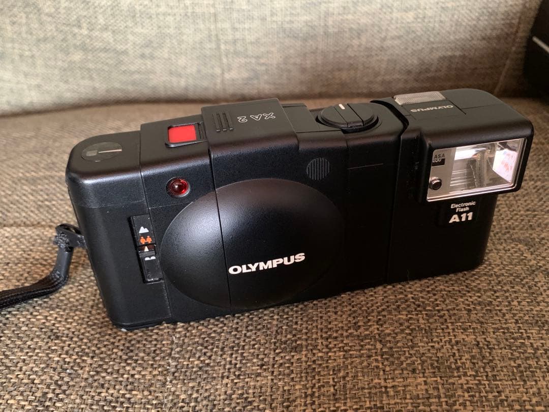 オリンパス　X2 コンパクトフィルムカメラ フラッシュA11 ジャンク品