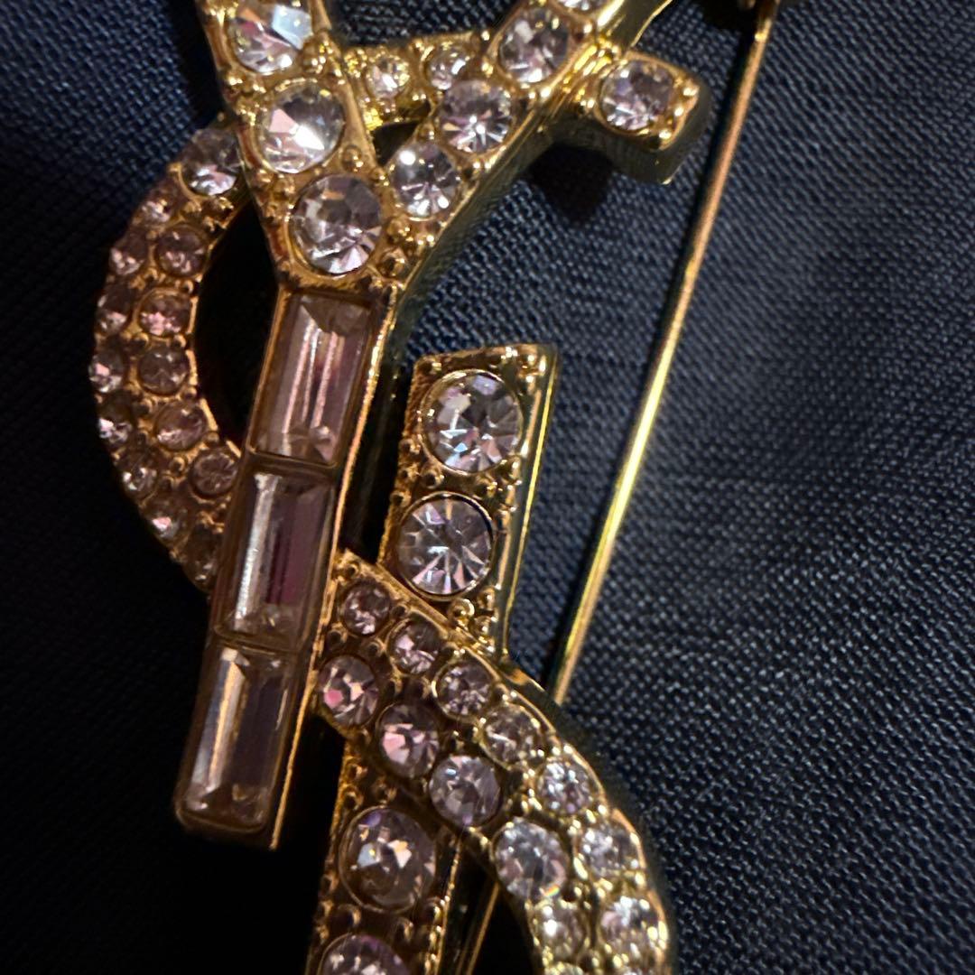 ブ*マ様 サンローラン♡ブローチ