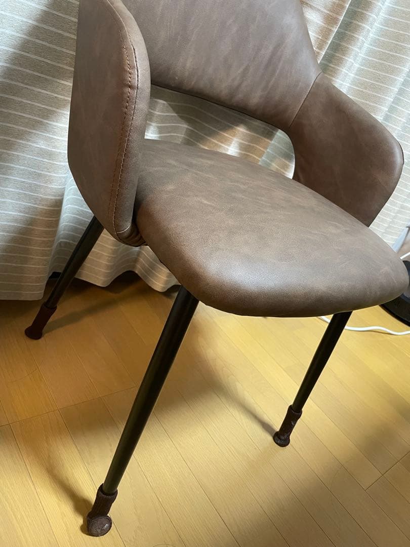 【引き取り限定】ダイニングテーブル 4点セット 140x80 cm